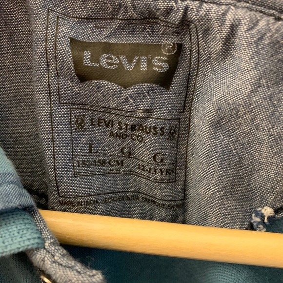 Vintage Levi long sleeve - Picture 4 of 5